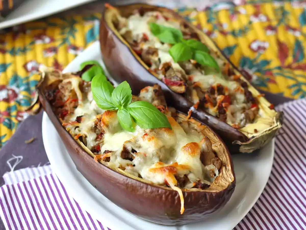 Пълнени патладжани с моцарела au gratin - снимка 5