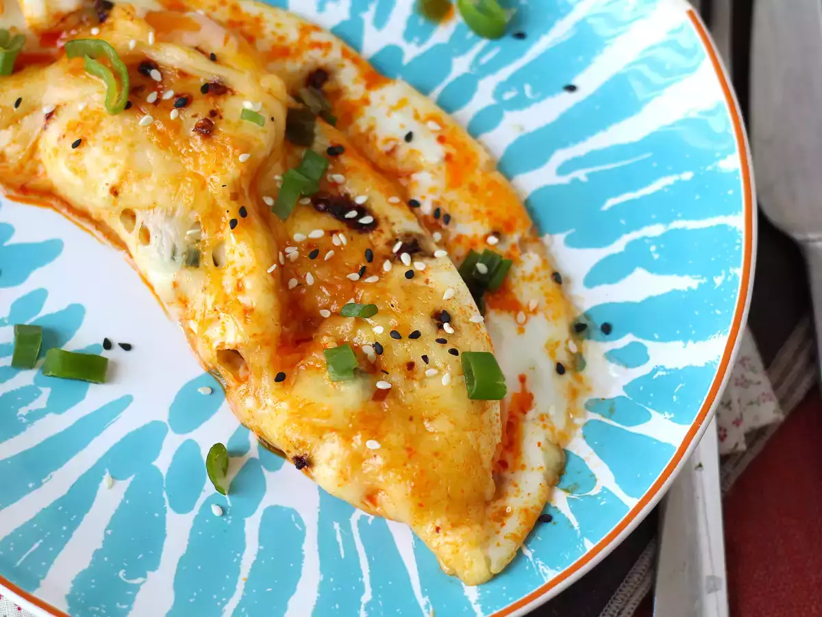 Пържени яйца с мед и моцарела - сладка, солена и пикантна експресна закуска! - снимка 5