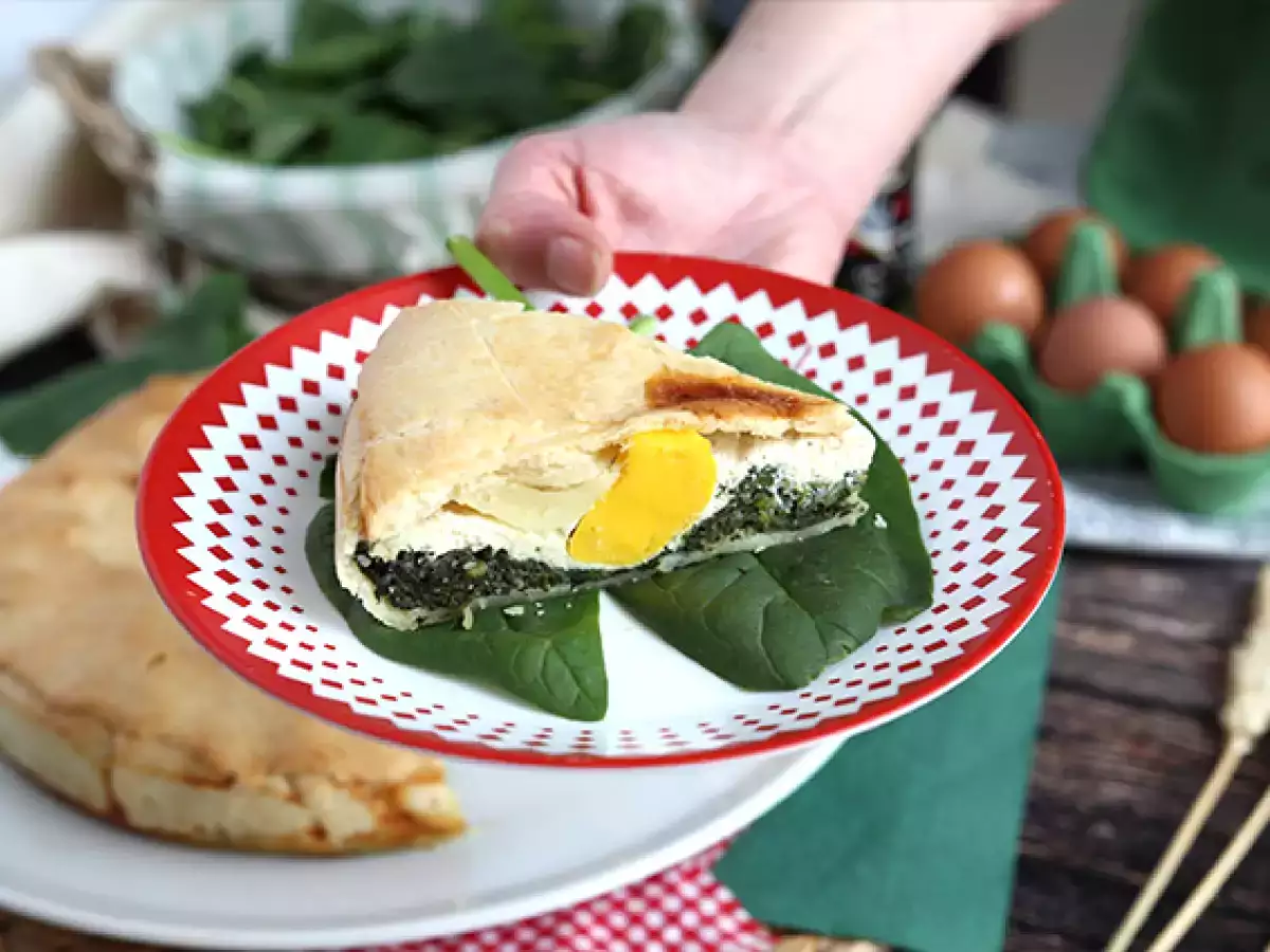 Пай със спанак, рикота и яйца - италиански Torta Pasqualina - снимка 2