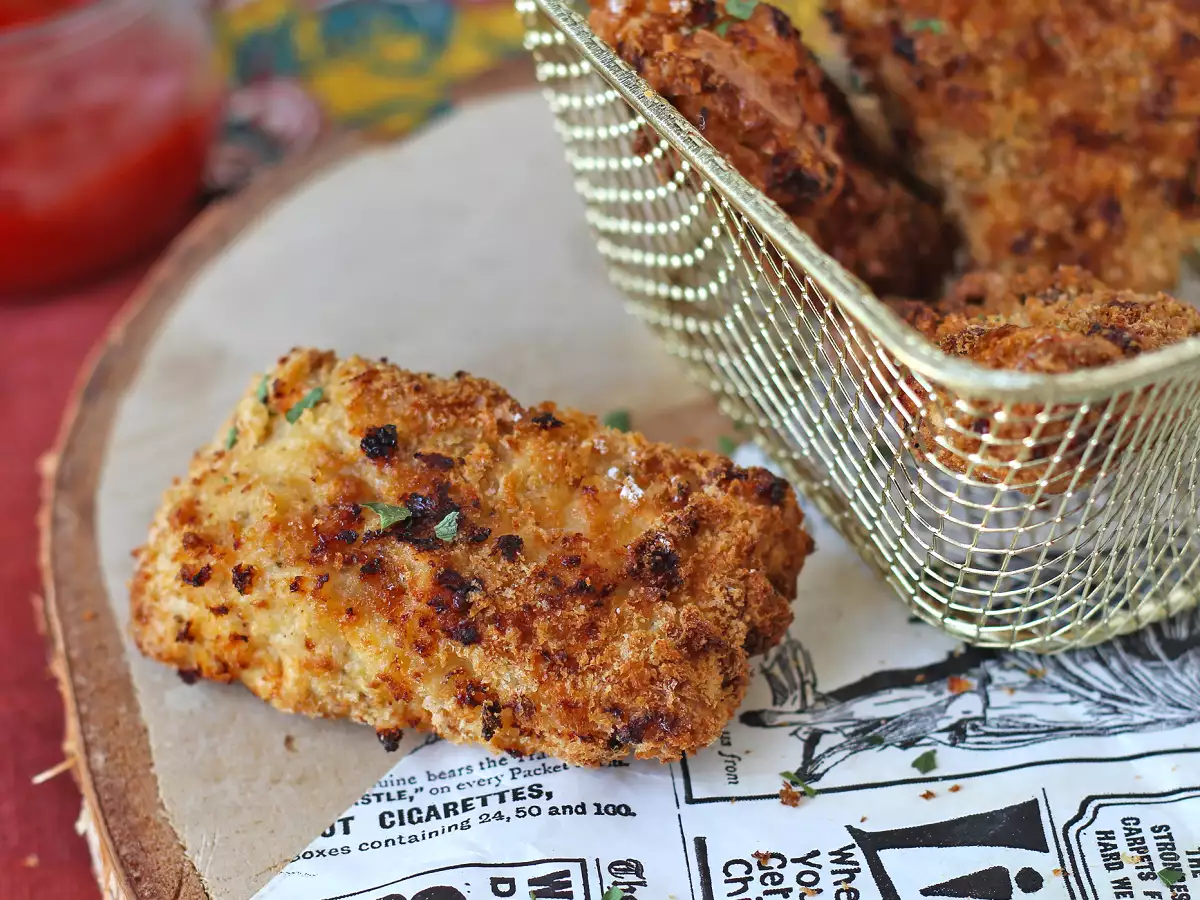 Панирано пиле във фритюрника: лесно и готово за 20 минути - снимка 2