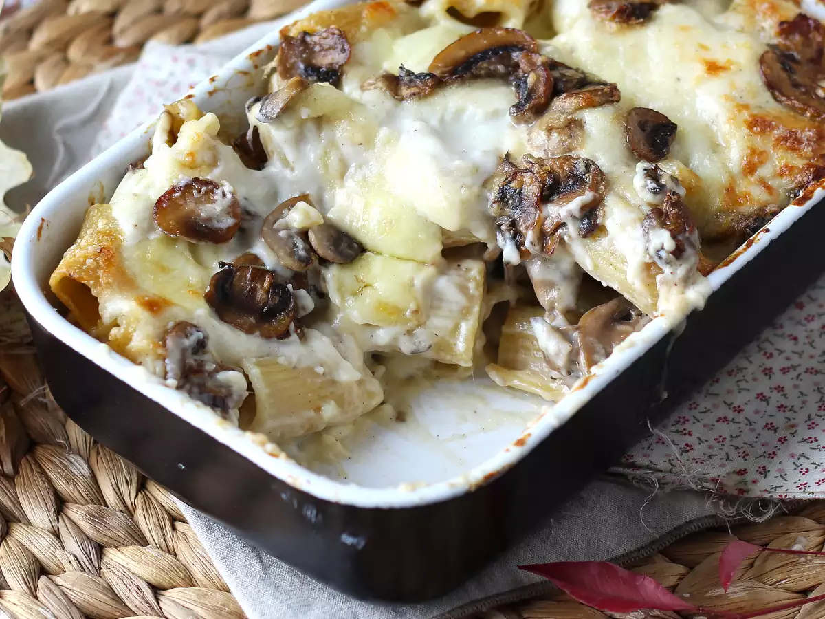 Pasta al forno ai funghi: перфектната кремообразна и жилава рецепта за есента - снимка 3