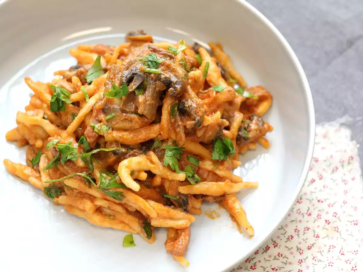 Паста alla boscaiola - идеалното първо ястие за есента и зимата - снимка 2