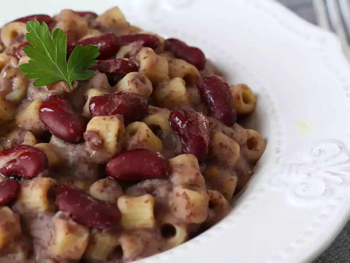 Паста е фаджоли по венециански: кремообразната и вкусна рецепта на баба - снимка 5