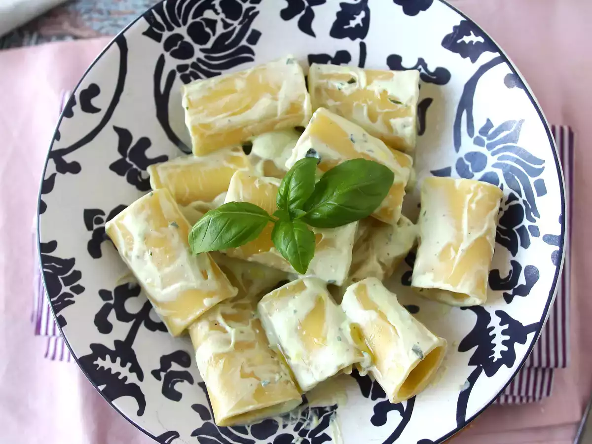 Паста с крем от рикота и босилек - снимка 4