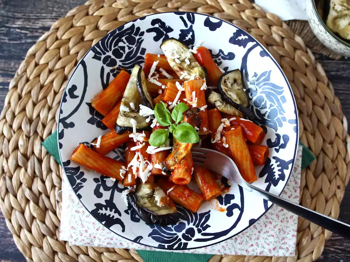 Паста Сицилияна с патладжан, лесна и лека версия - Pasta alla Norma - снимка 3