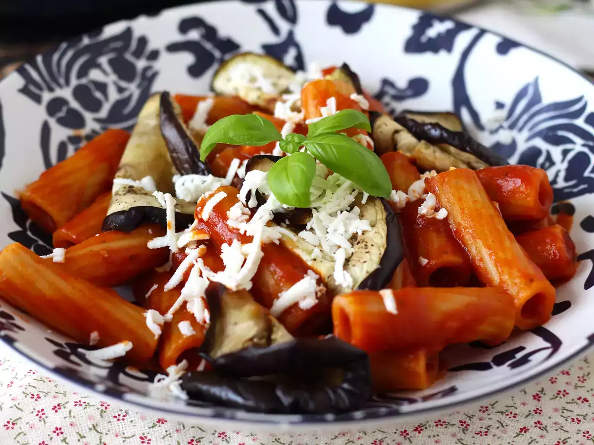 Паста Сицилияна с патладжан, лесна и лека версия - Pasta alla Norma - снимка 5