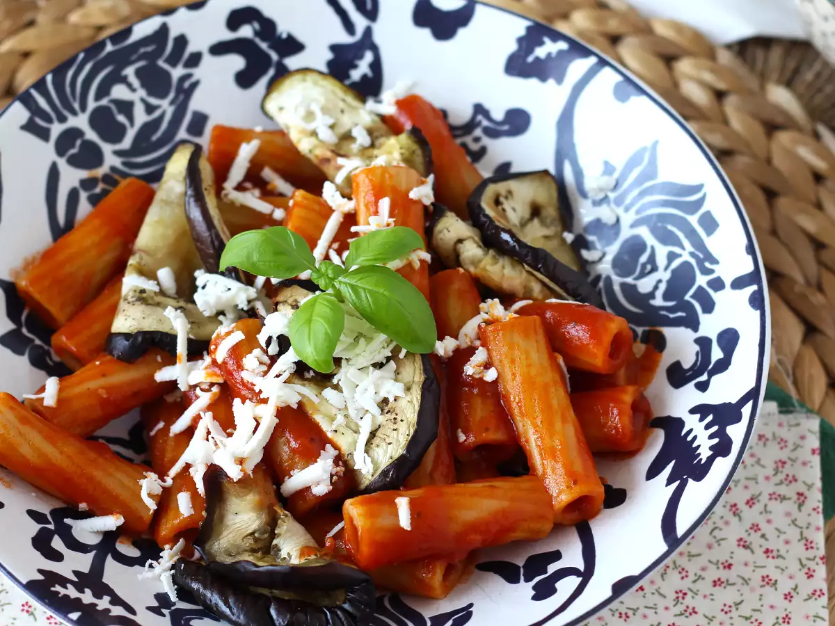 Паста Сицилияна с патладжан, лесна и лека версия - Pasta alla Norma - снимка 7