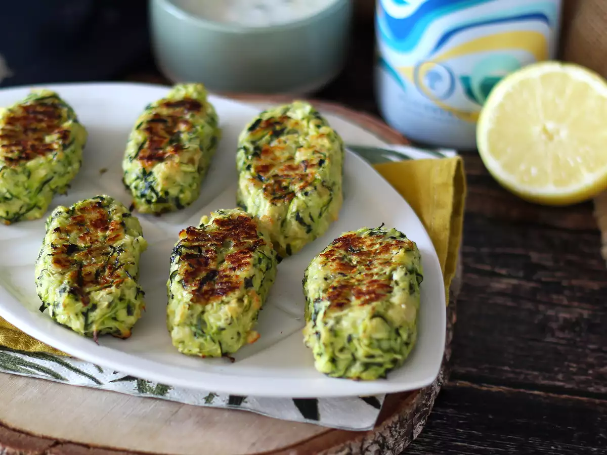 Печени кюфтета от тиквички - снимка 4