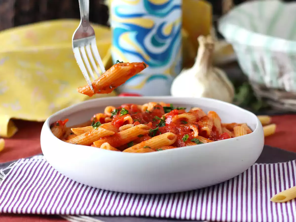 Penne all'arrabbiata: италианска класика, която сгрява сърцето! - снимка 5