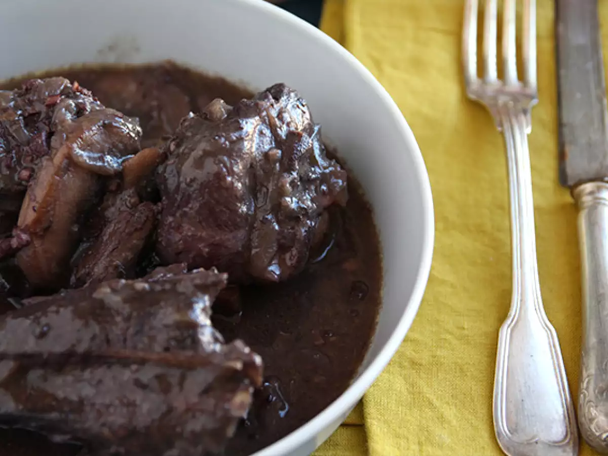 Петел във вино (Coq au vin) - снимка 4