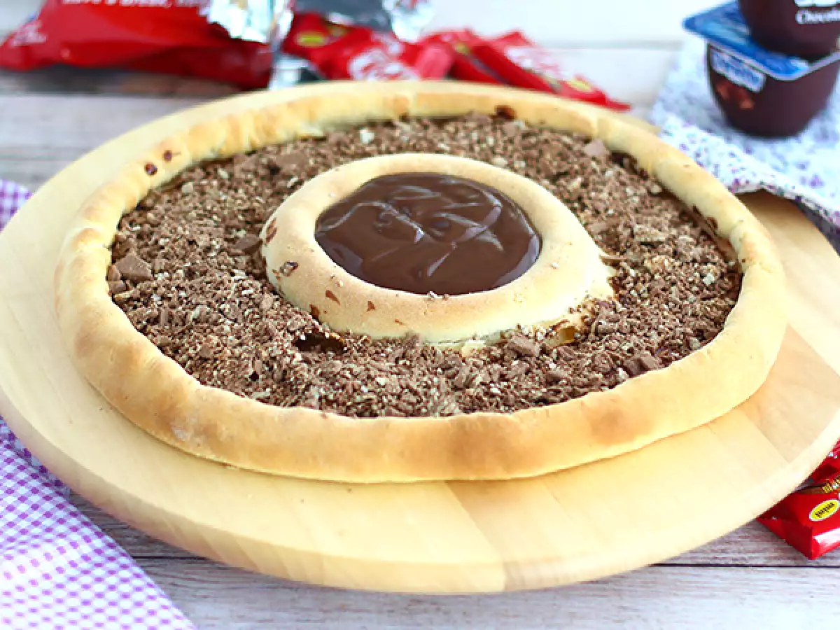 Пица с Kit Kat и кисело мляко Шоколад Danette