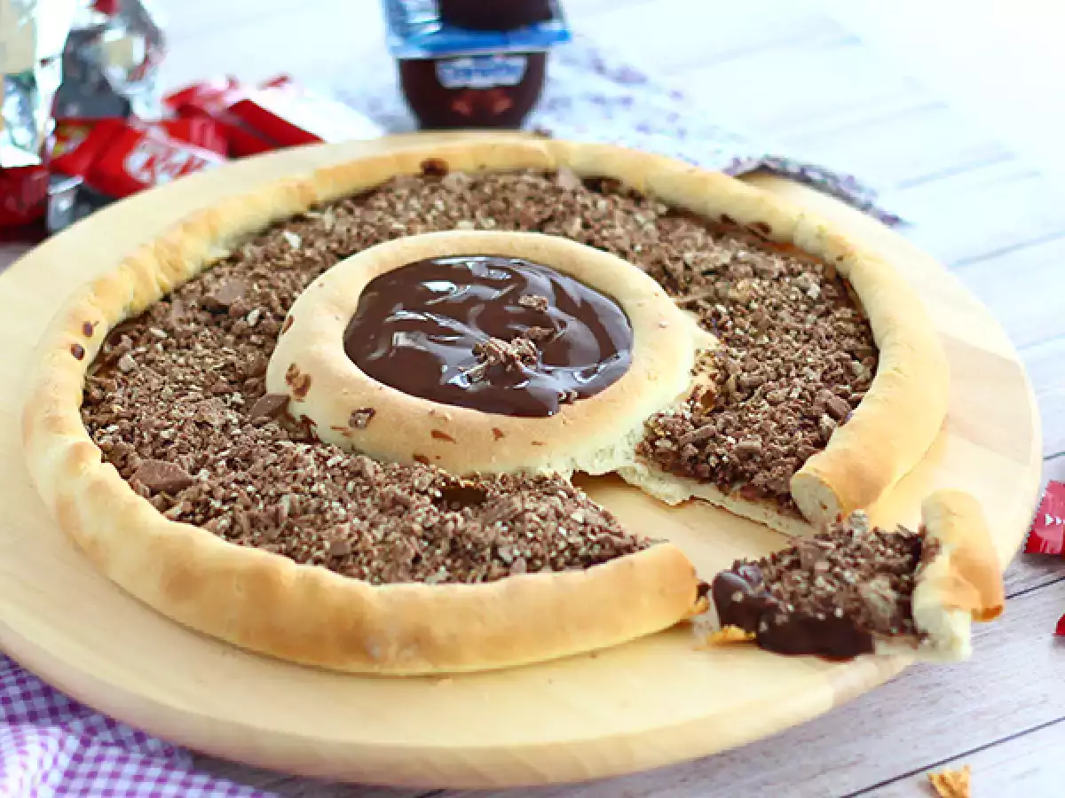 Пица с KitKat и шоколадов десерт Danette - снимка 4