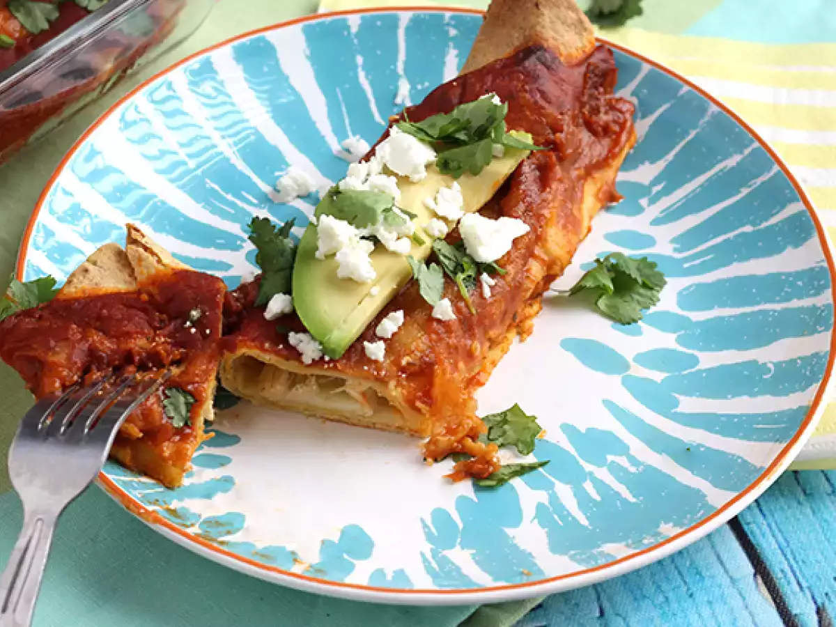 Пилешки енчиладас със сос чили - снимка 4