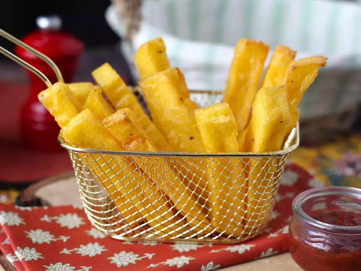 Полента, пържена във фритюрника: хрупкава, здравословна и без глутен - снимка 2