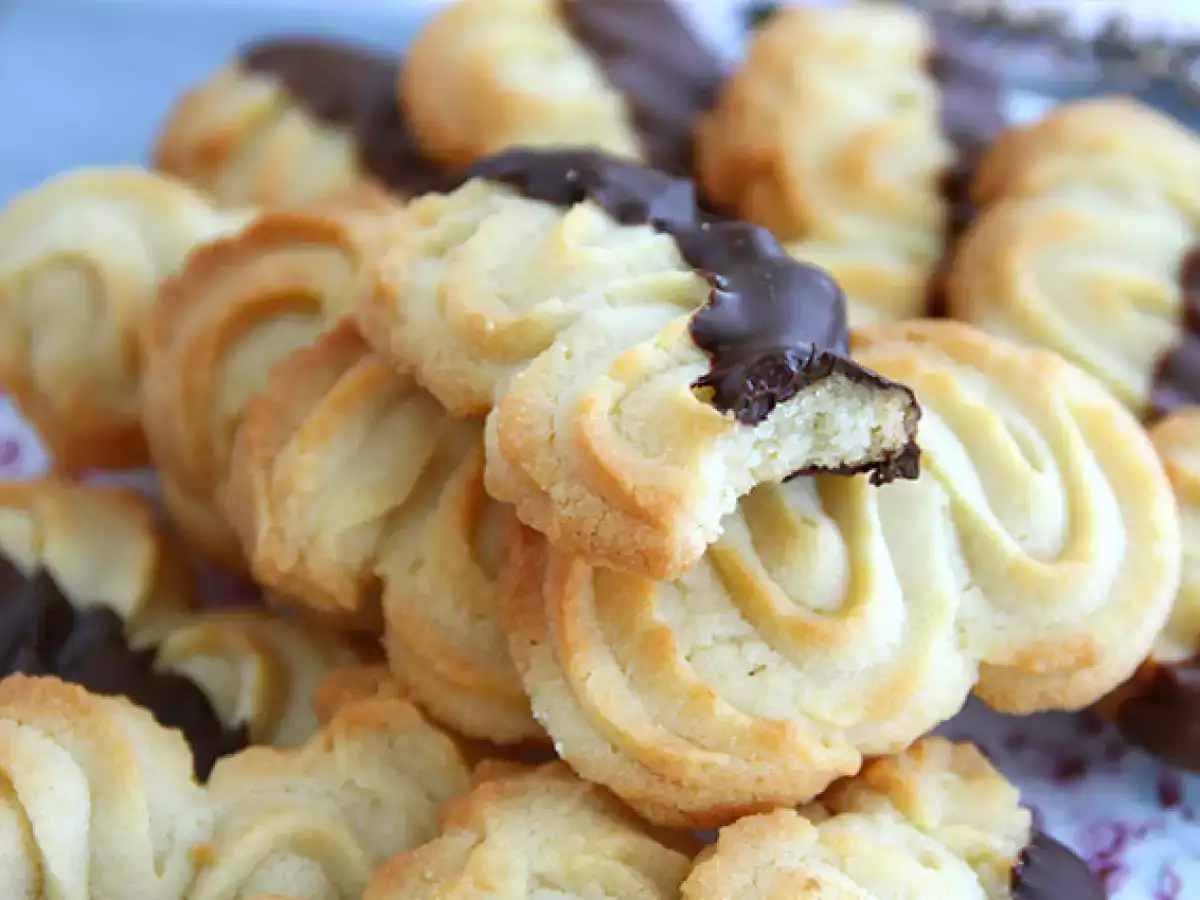 Пръскане на бисквити за закуска - снимка 4