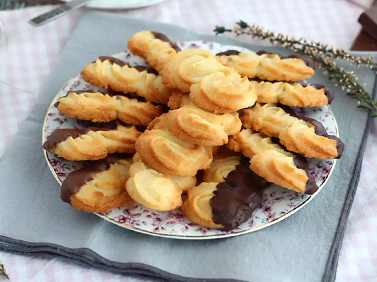 Пръскане на бисквити за закуска - снимка 5