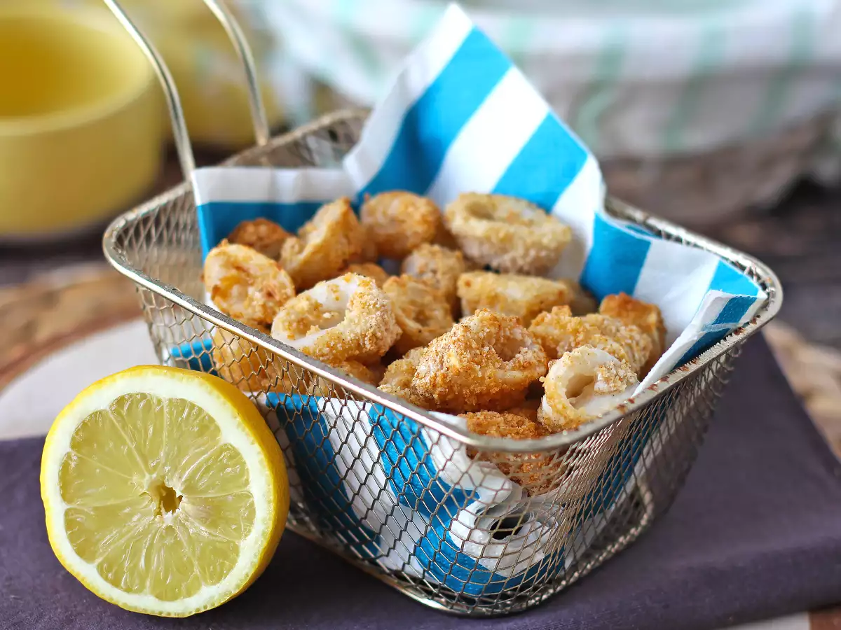 Пръстени от калмари във фритюрник хрупкави и леки - снимка 3