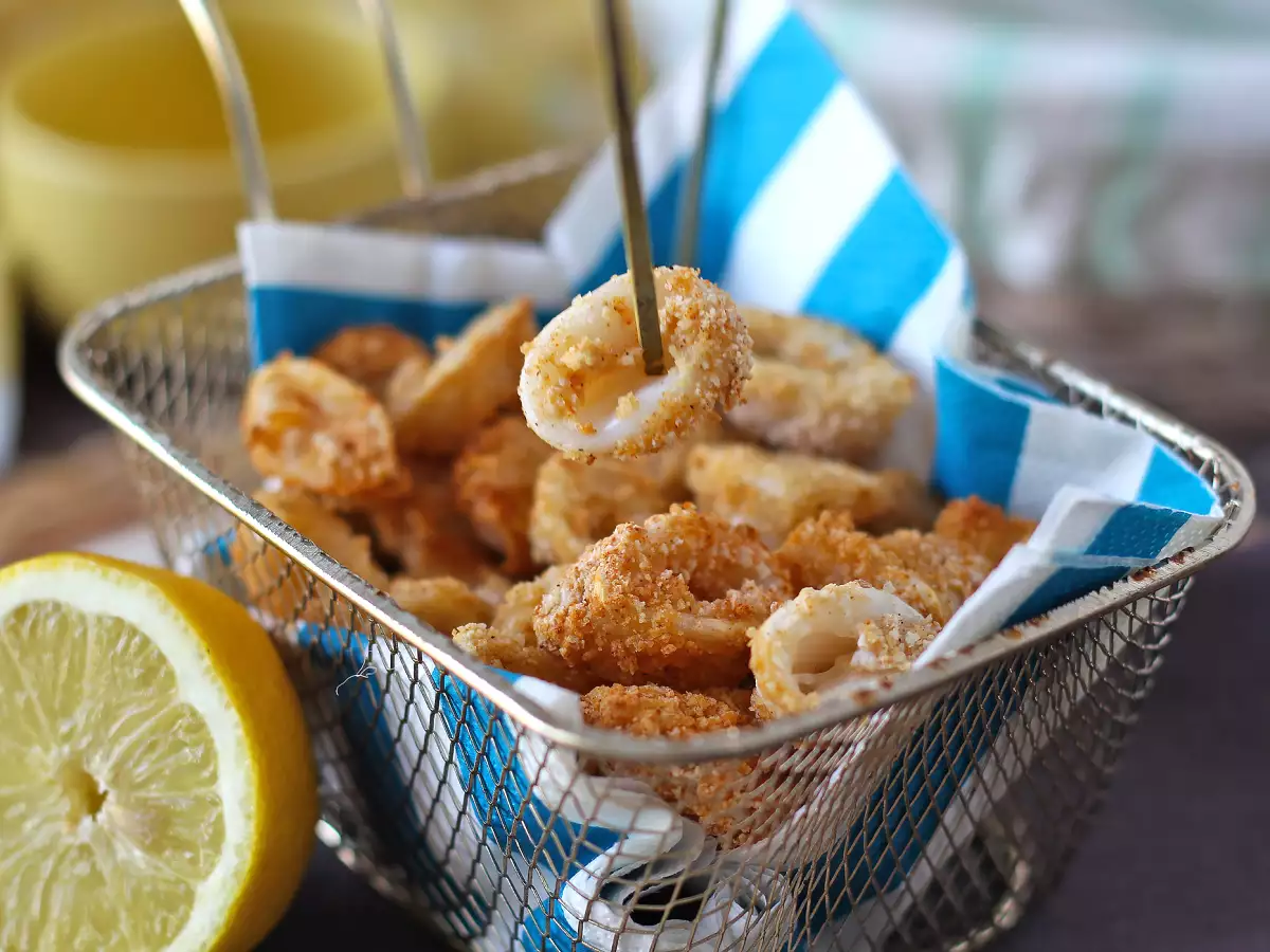 Пръстени от калмари във фритюрник хрупкави и леки - снимка 4