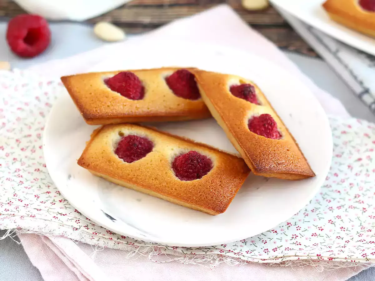 Raspberry Financiers, лесната за приготвяне подробна рецепта - снимка 2
