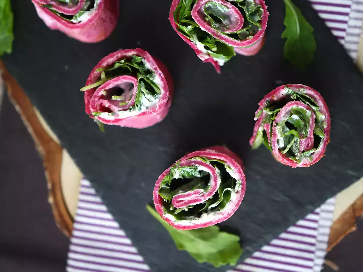 Ролки от крепи от цвекло с рикота и рукола - снимка 5