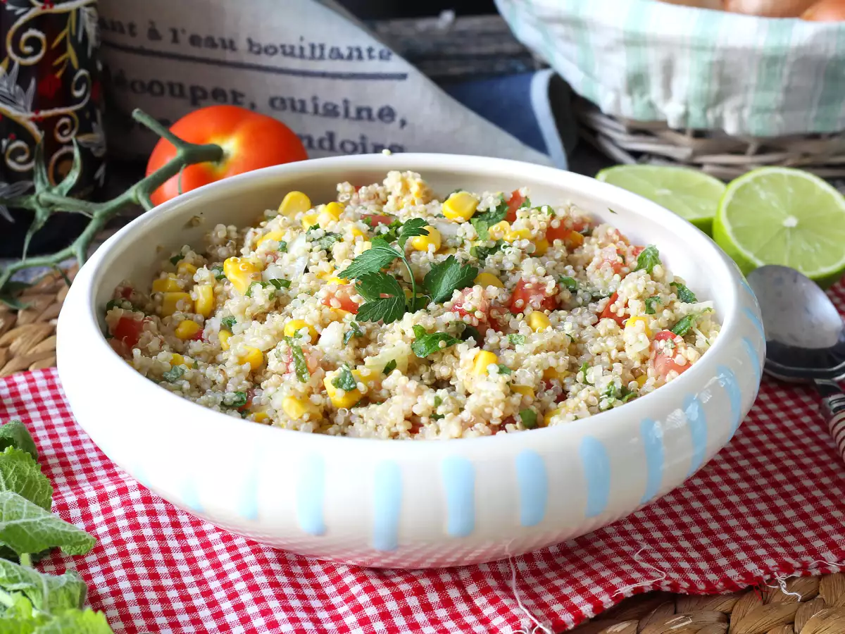 Салата от киноа с вкус на табуле: освежаваща и още по-здравословна - снимка 3