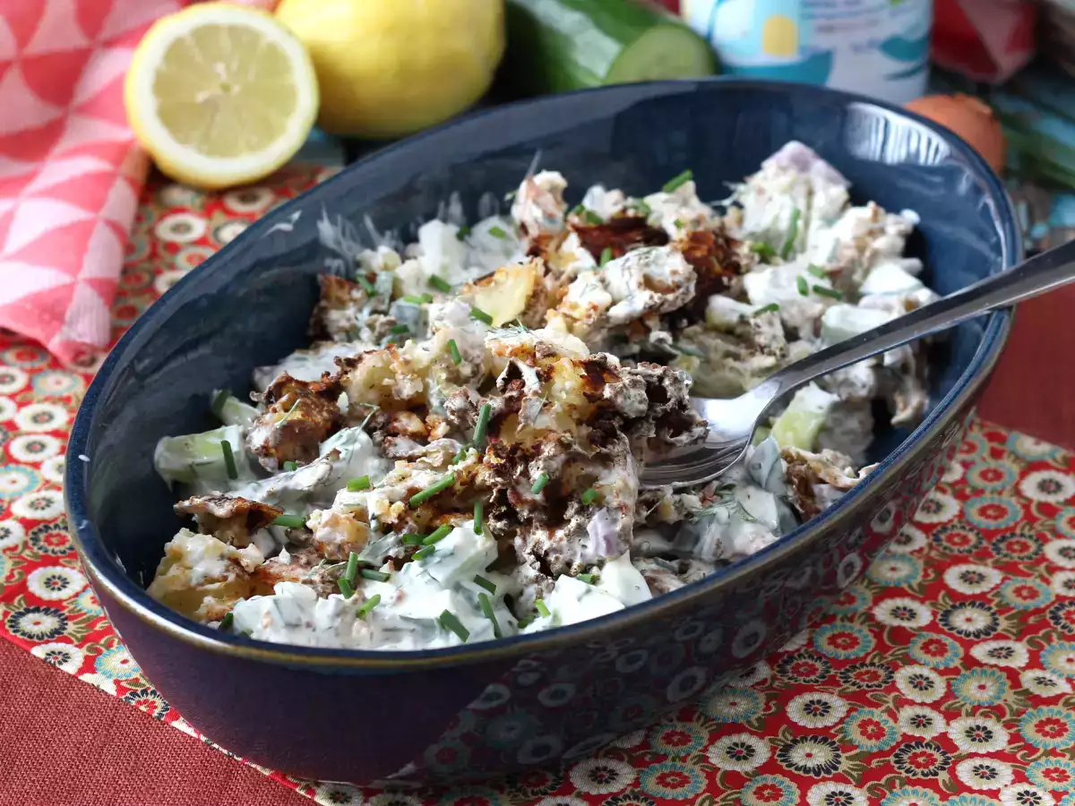 Салата от краставици и хрупкави картофи - снимка 4