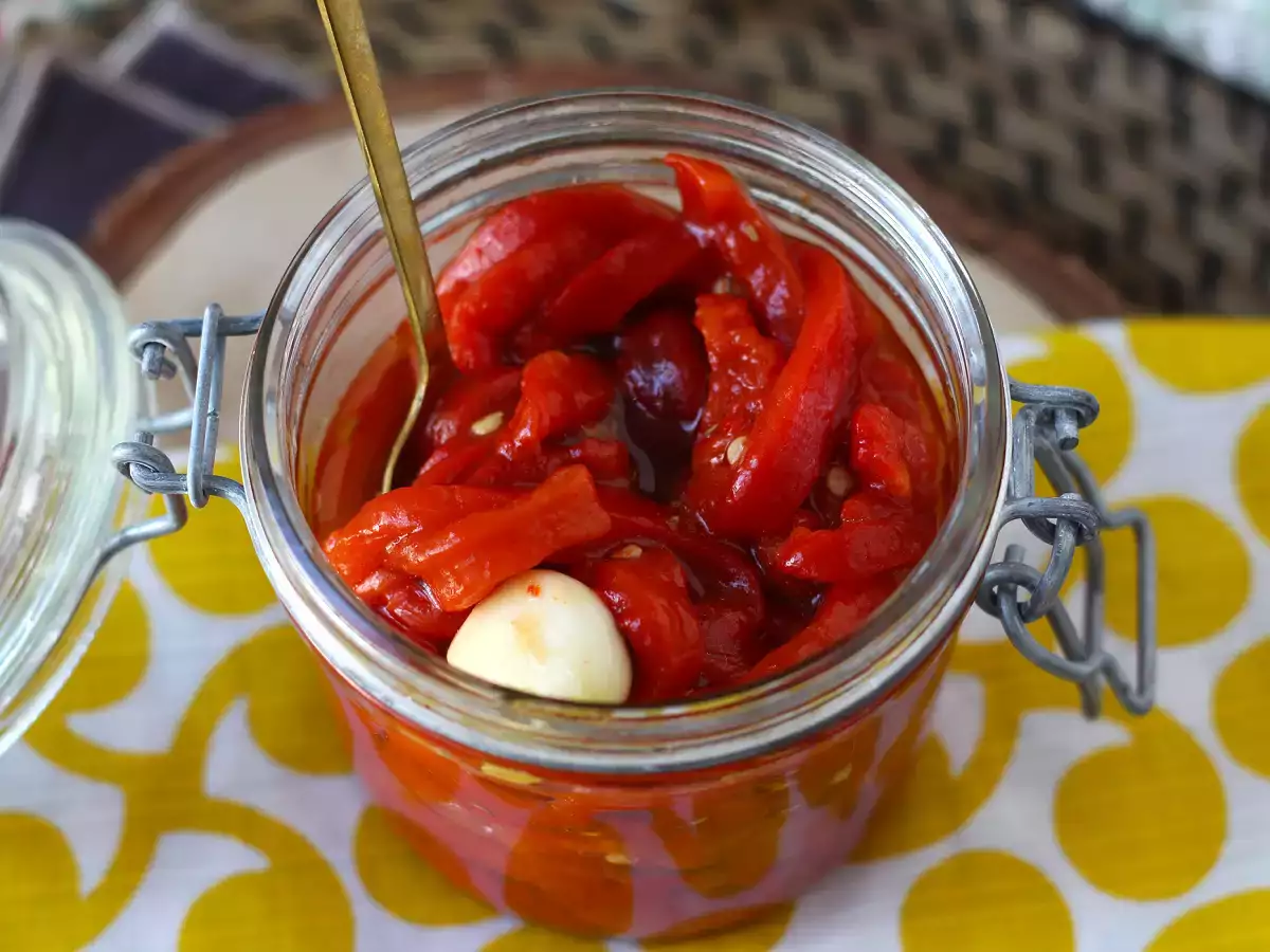 Салата от печени чушки във фритюрник - снимка 4