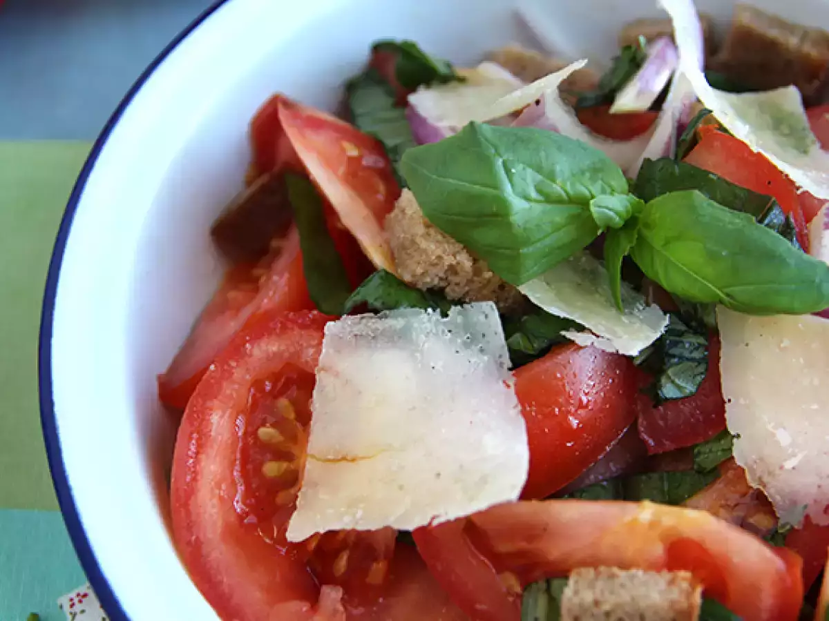 Салата Panzanella - снимка 3