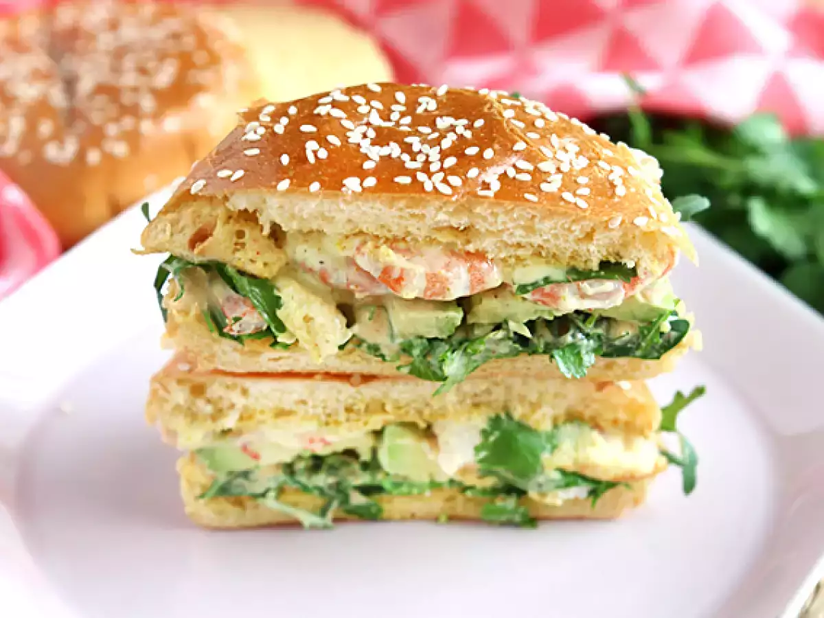 Сандвич със скариди, авокадо и кориандър - снимка 2