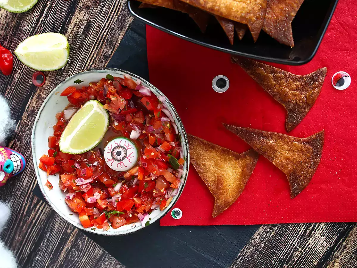 Шапки на вещици - чипс от тортила - снимка 4