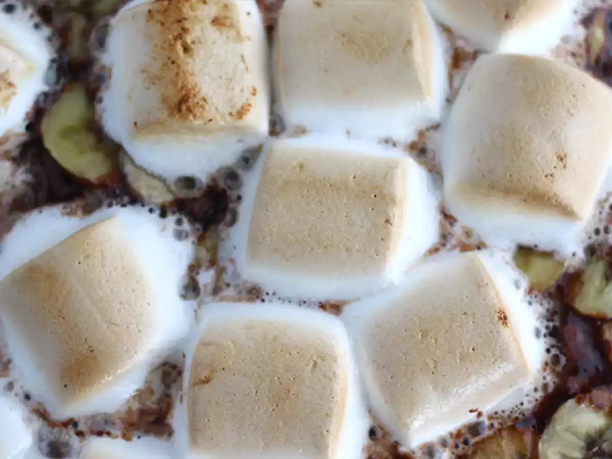 Сладка пица с банан и шоколад - снимка 2