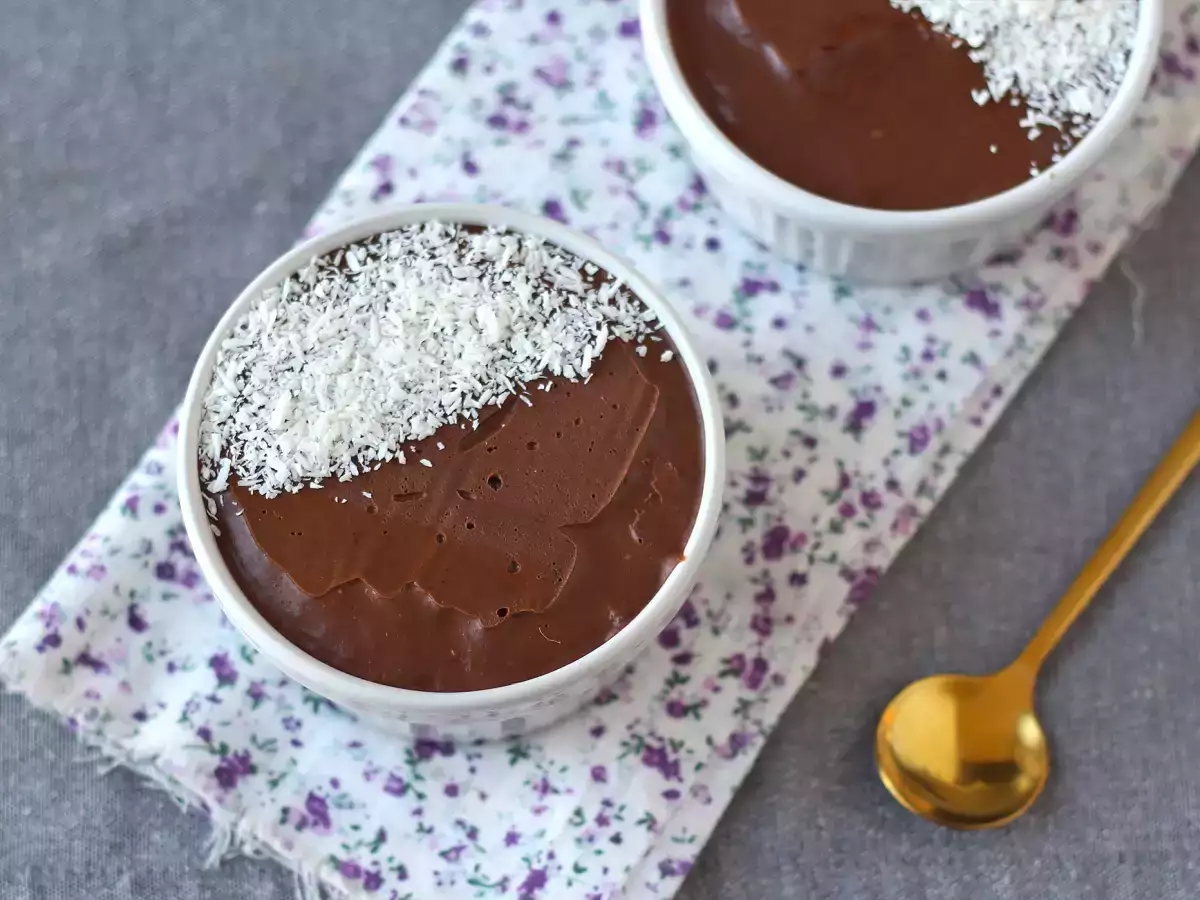 Шоколадов десерт само с 2 съставки! - снимка 4