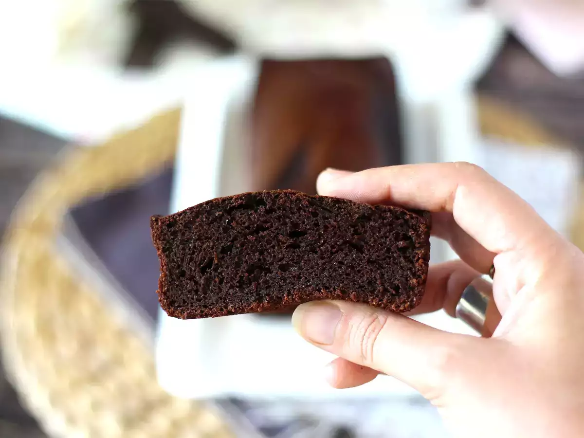 Шоколадова торта без яйца и масло! - снимка 2