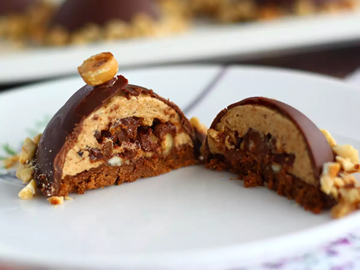 Шоколадови куполи тип Ferrero Rocher - снимка 4