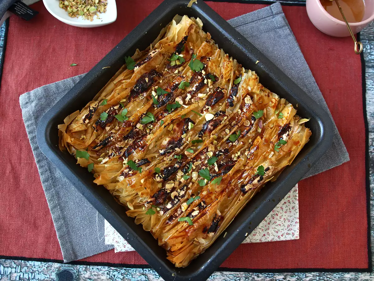 Солена торта с козе сирене и мед - снимка 6