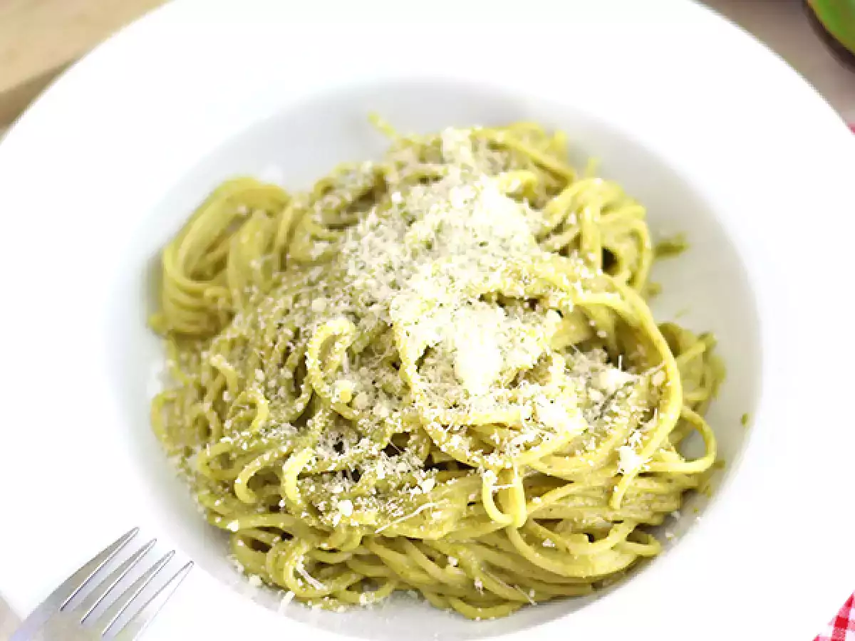 Спагети карбонара с авокадо - снимка 2