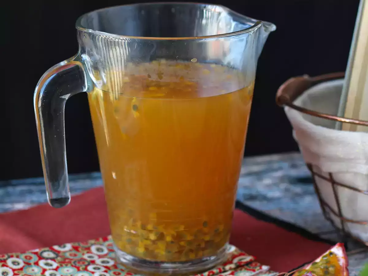 Студен чай от маракуя, перфектната напитка за лятото! - снимка 2