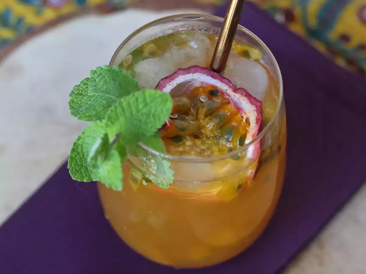 Студен чай от маракуя, перфектната напитка за лятото! - снимка 4