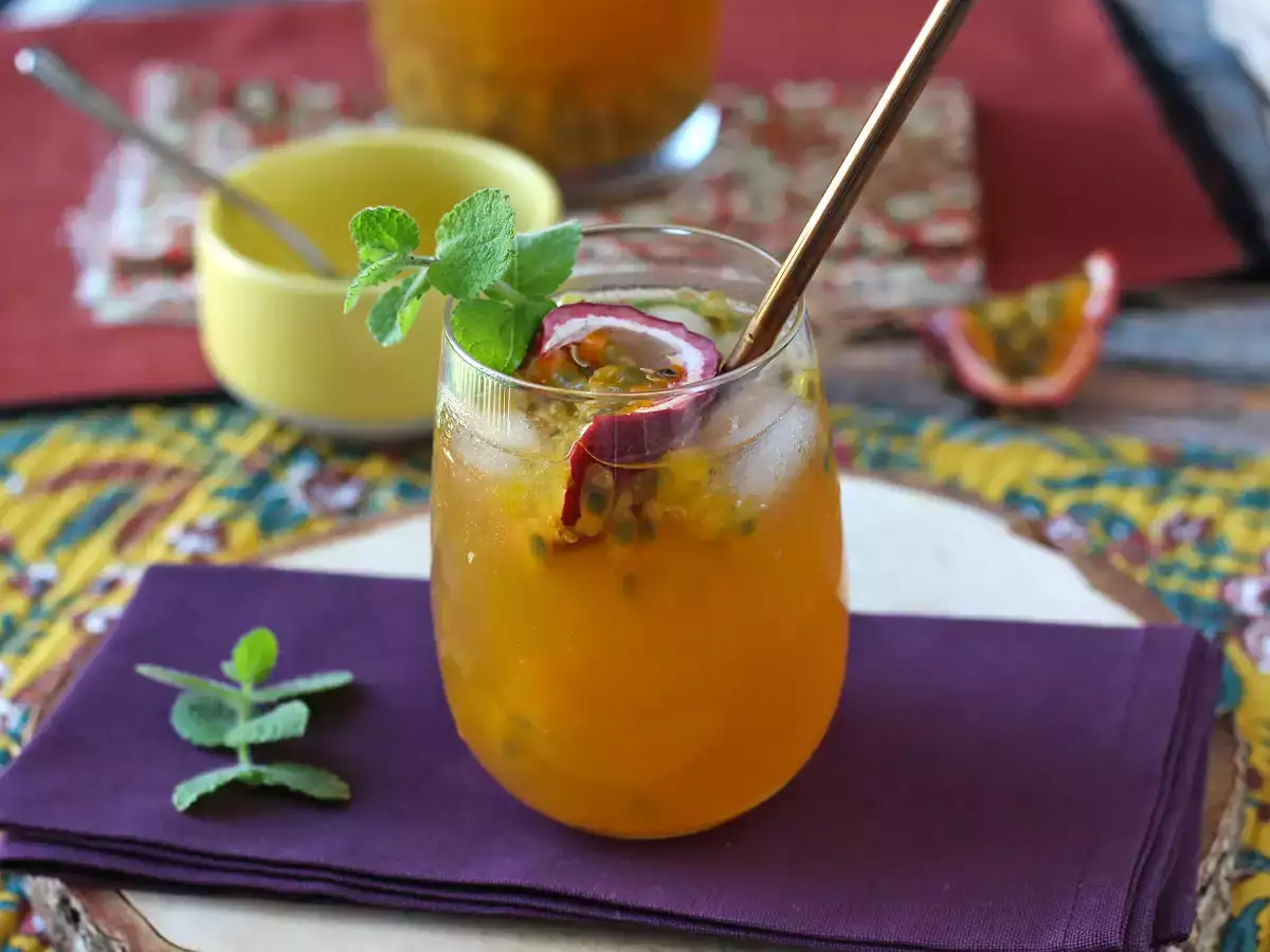 Студен чай от маракуя, перфектната напитка за лятото! - снимка 7