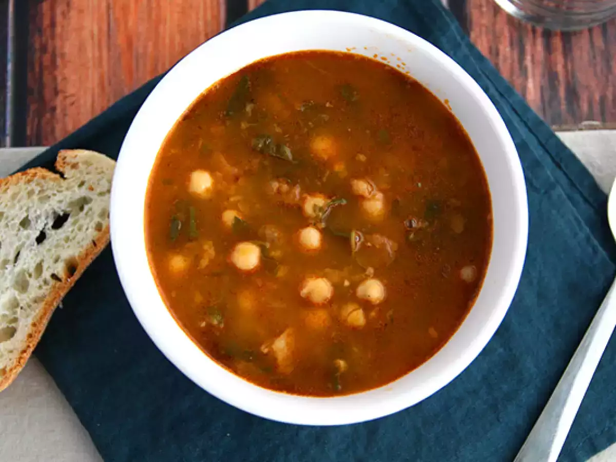 Супа от нахут със спанак - снимка 2