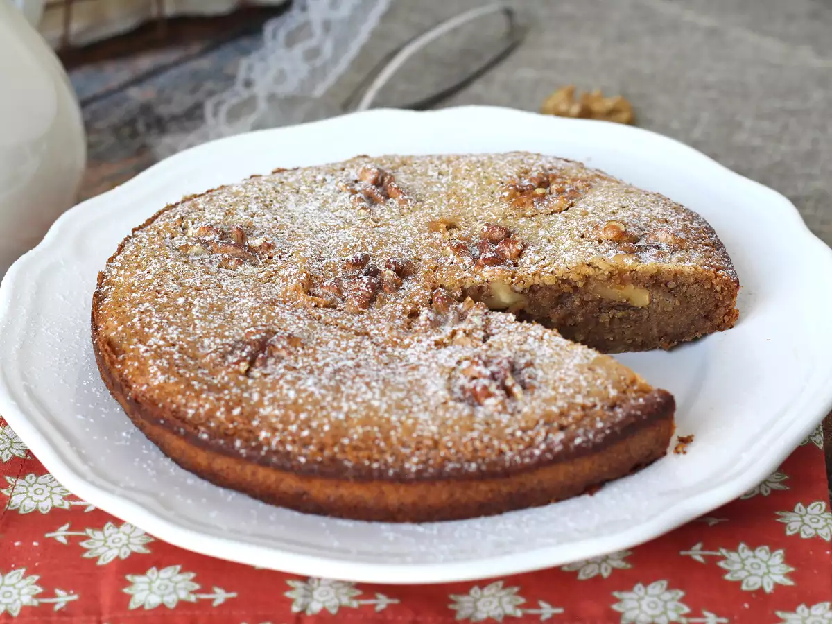 Суперлесна орехова торта само с 4 съставки - снимка 3