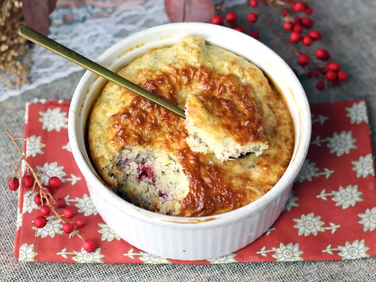 Суперпроста протеинова торта с червени плодове - снимка 4