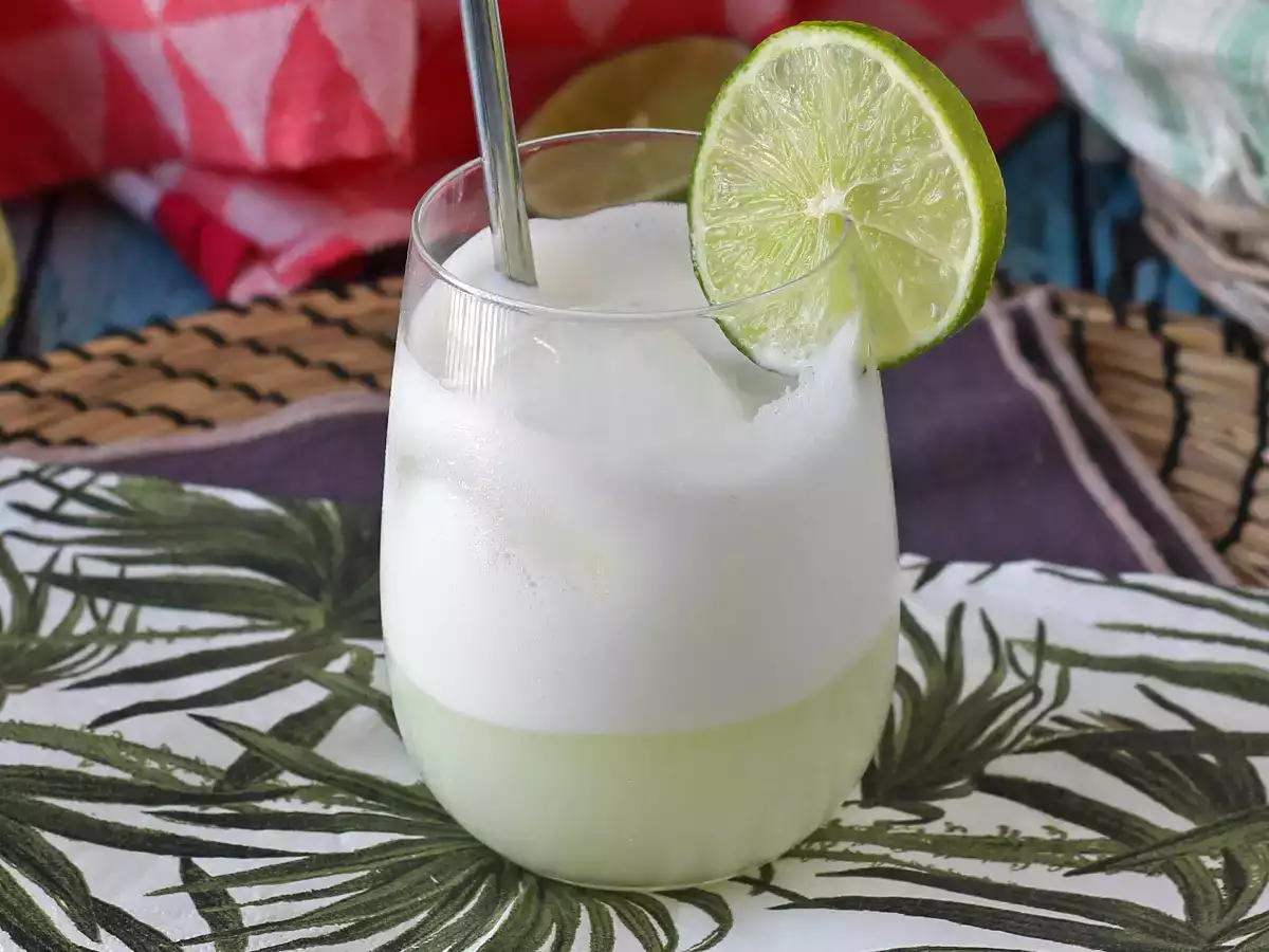 Швейцарска лимонада с кондензирано мляко - снимка 2