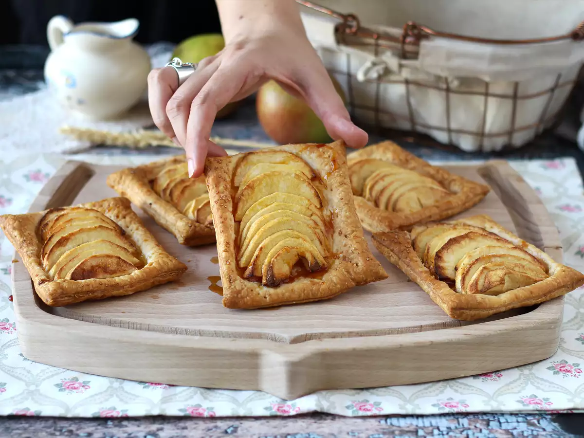 Тънки ябълкови тарти - снимка 4