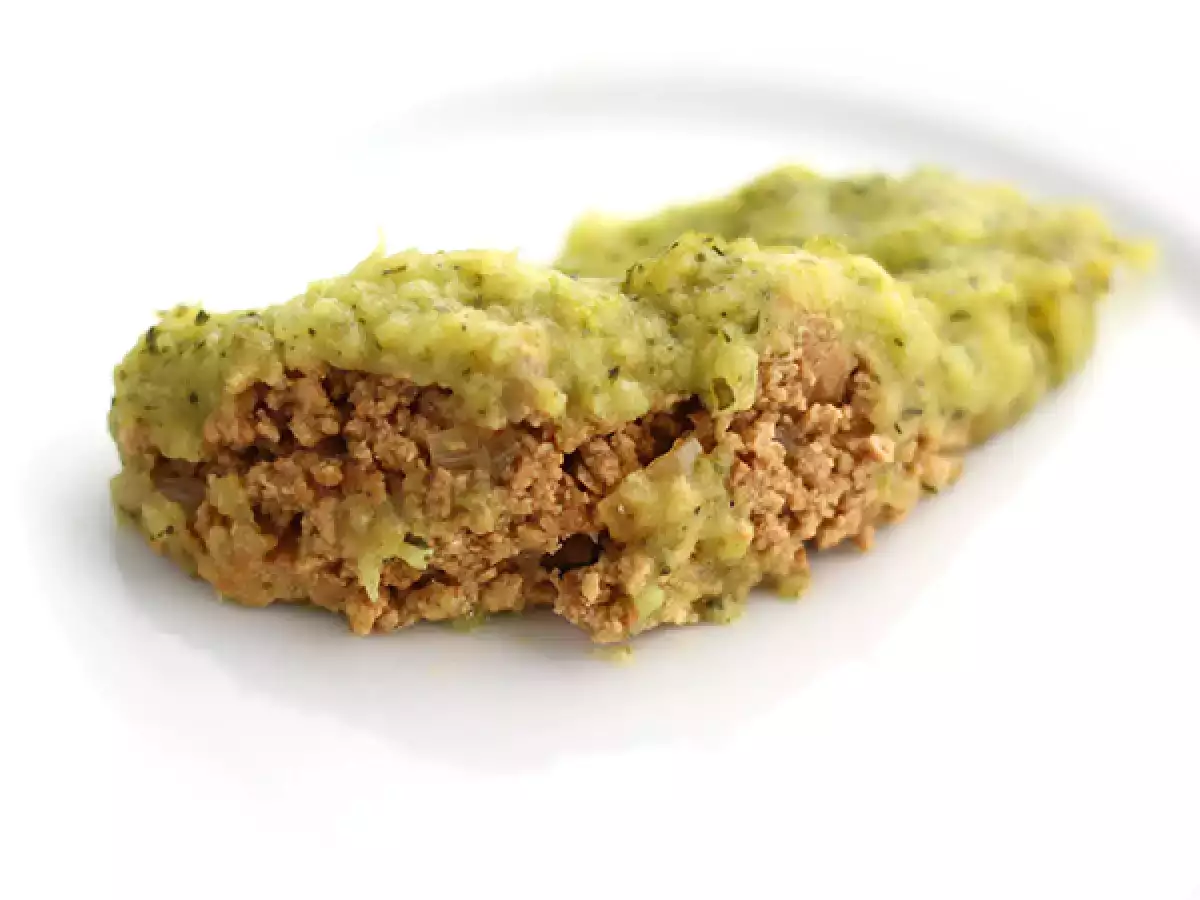 Веган овчарски пай с тиквички и тофу - снимка 3