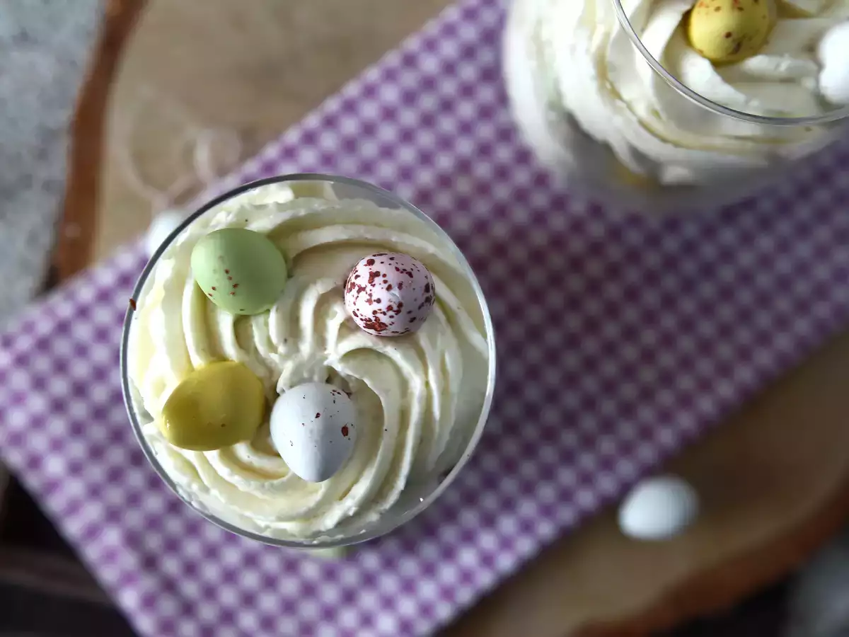 Великденски брауни и бита сметана verrines - снимка 3